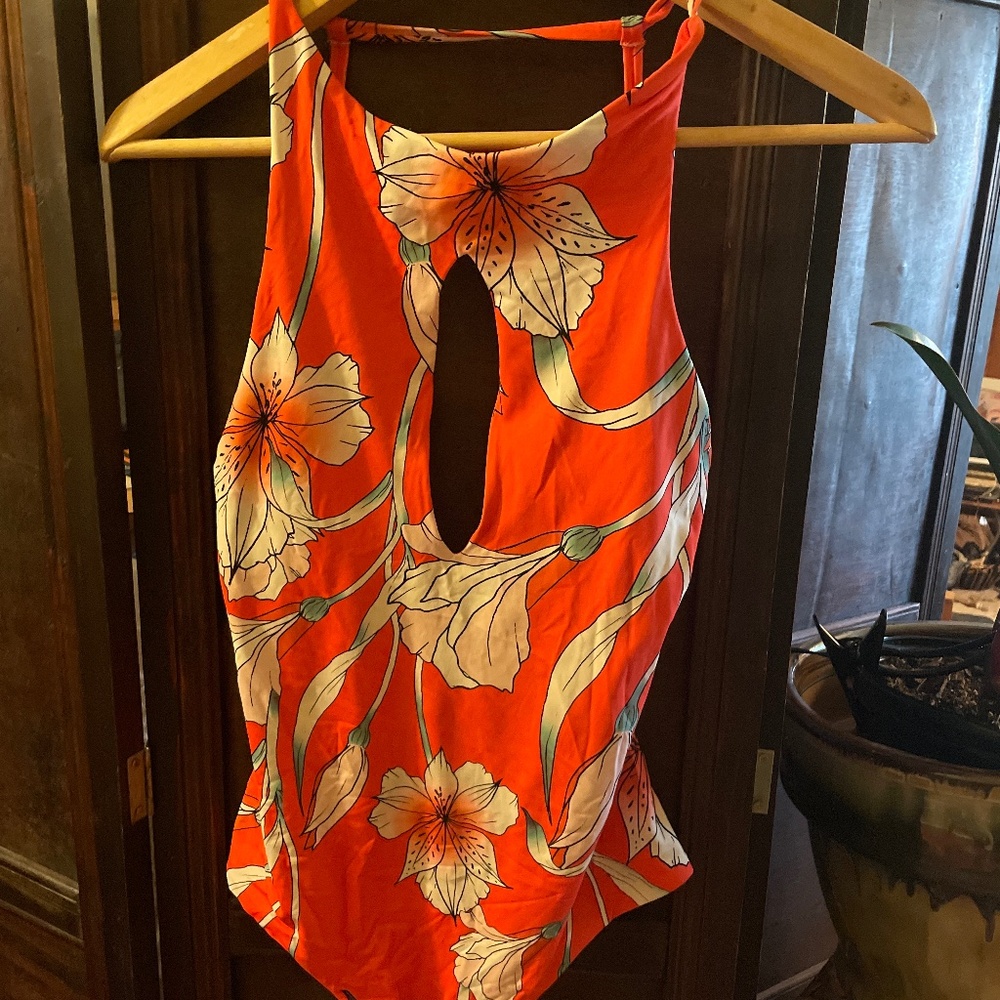 Billabong Sexy peekaboo 1-piece
